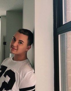 2621B696-8520-4C3B-856B-1EC9B0080505