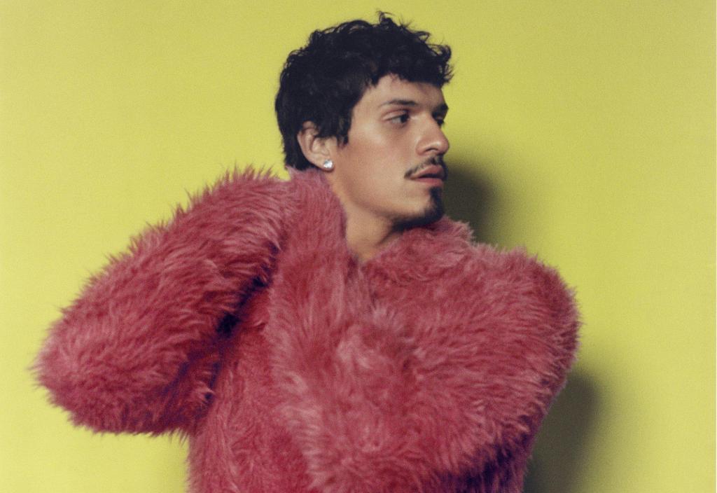 OMAR APOLLO UNVEILS “GOD SAID NO,” AND OF COURSE IT’S GOT US SAYING&nbsp;YAS