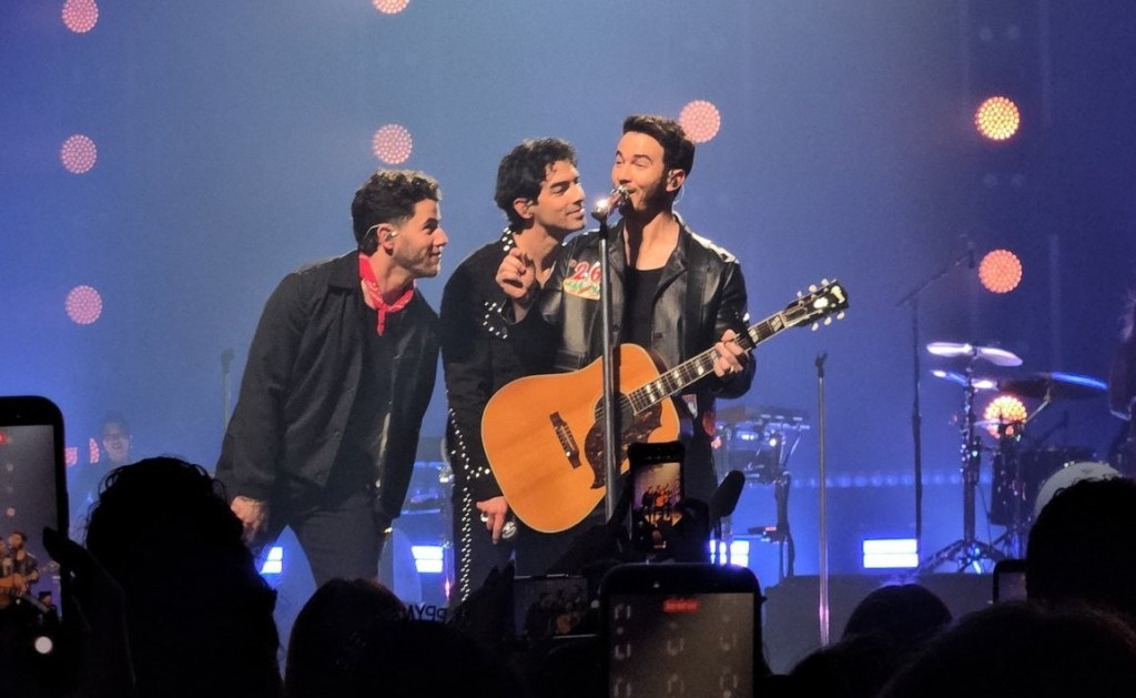 JONAS BROTHERS RING IN 2026 WITH A FULL CIRCLE MOMENT IN&nbsp;MIAMI