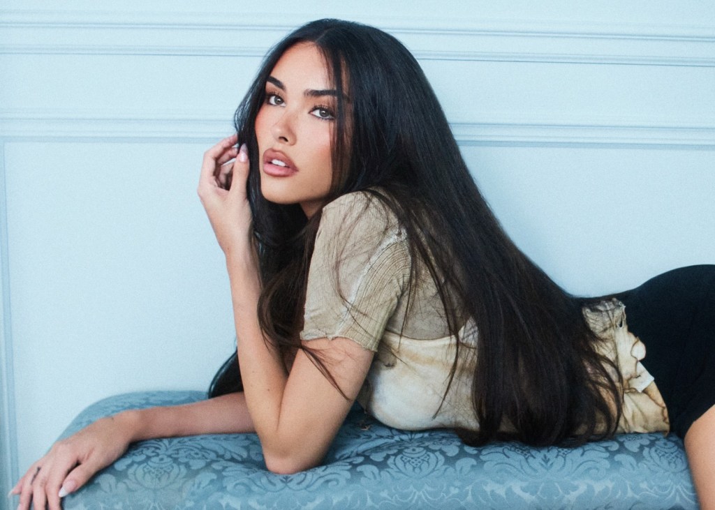 MADISON BEER IS TAKING “LOCKET” ON THE ROAD WITH HER 2026 WORLD&nbsp;TOUR