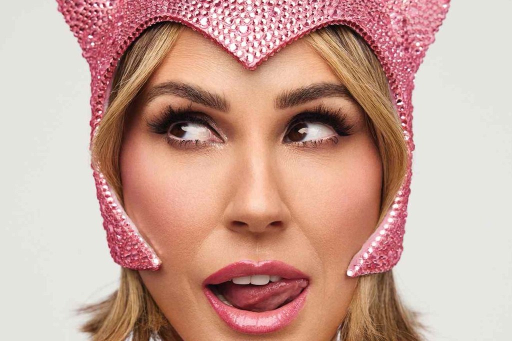 KELTIE KNIGHT ANNOUNCES NEW BOOK ARRIVING THIS&nbsp;FALL